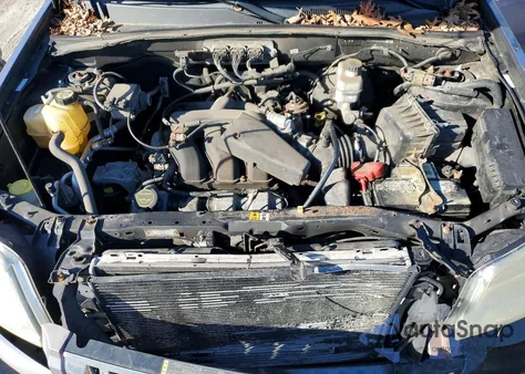 2008 Mercury Mariner Premier z USA, uszkodzony, nr VIN 4M2CU97188KJ53157